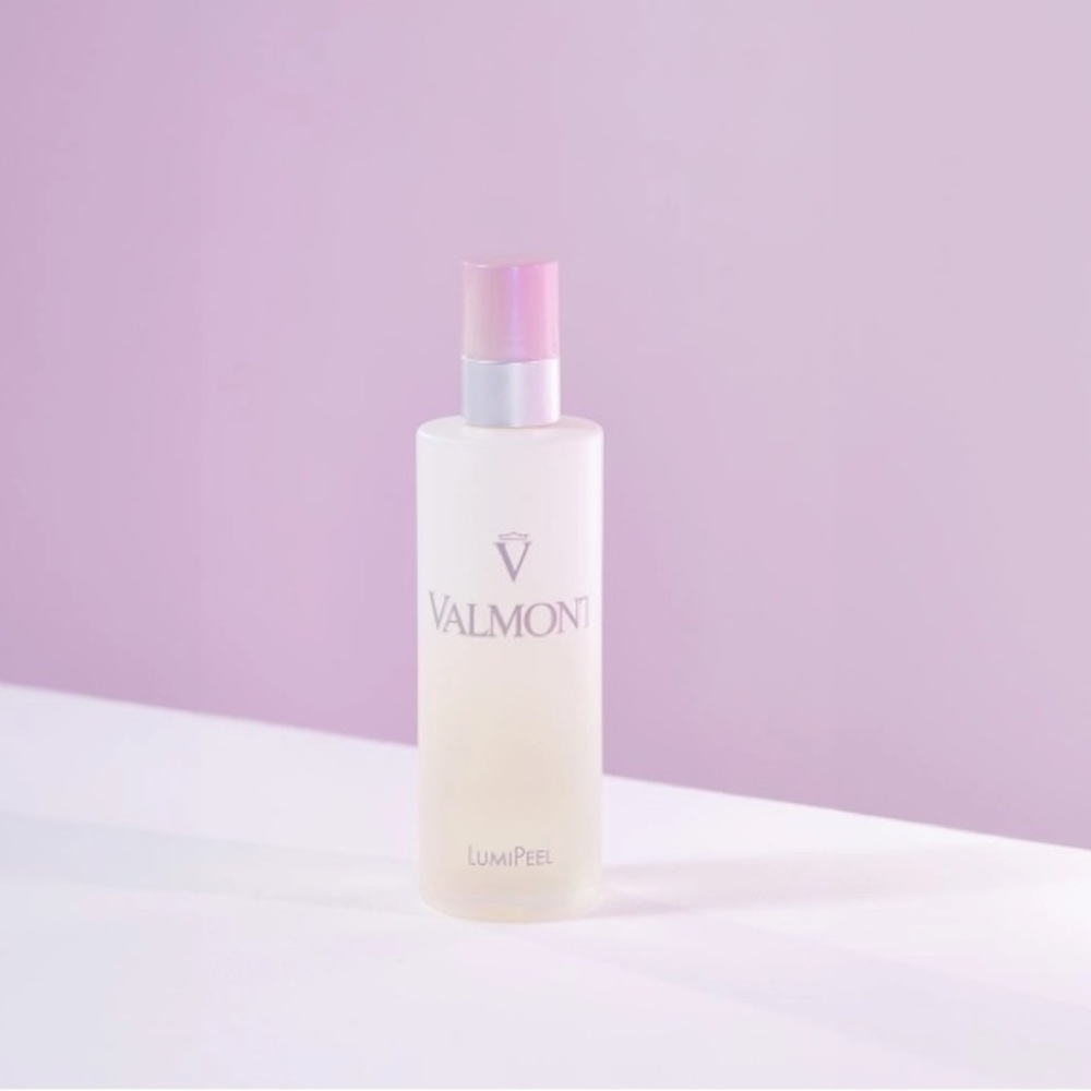 Valmont Luminosity Lumipeel